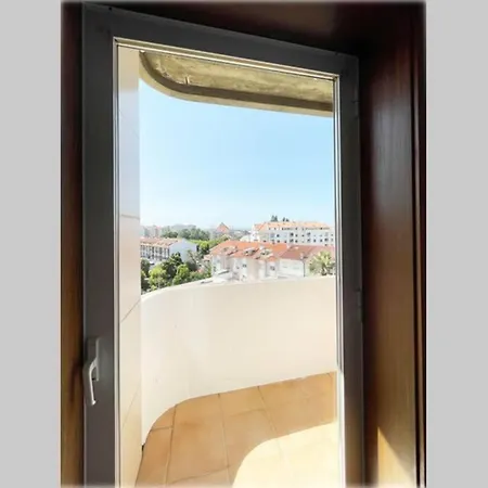 Yellow House Smart Tv And Garage * Aveiro