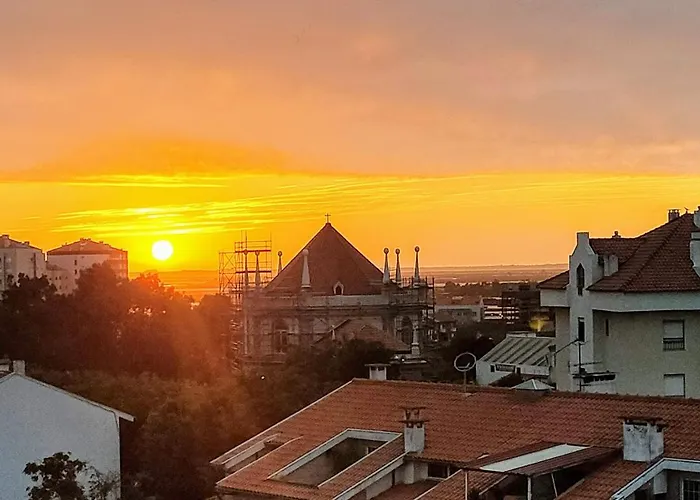 Yellow House Smart Tv And Garage Lejlighed